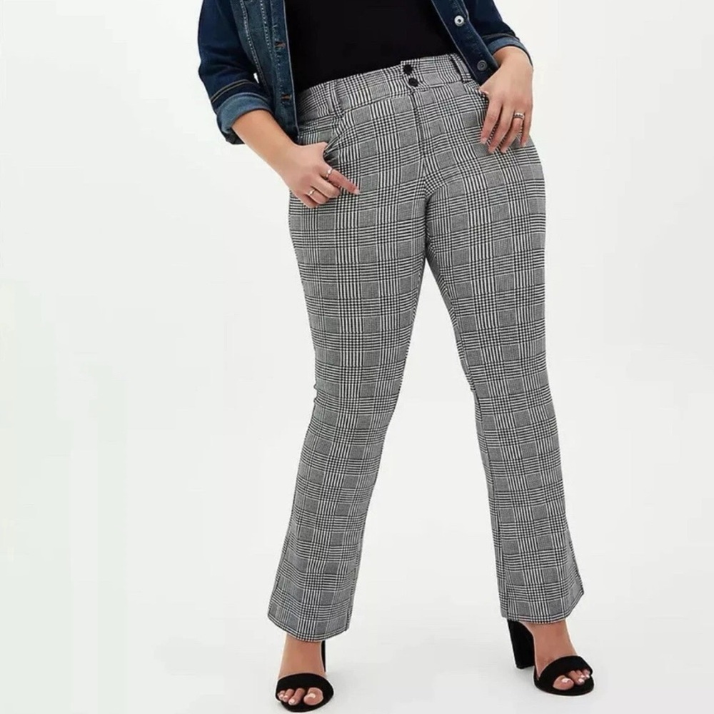 Torrid Gray and Black Boot Cut Flare Pants Size 18R